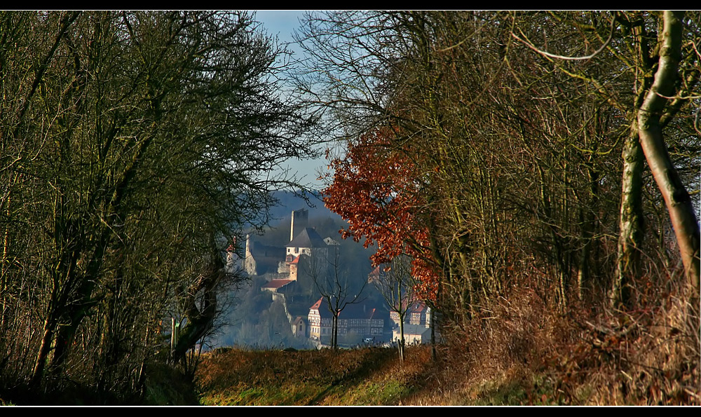 Burg Neidenstein...unterlegt...-)