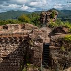 Burg Neudahn Grafendahn Tanstein mit mächtigem Mauerwerk