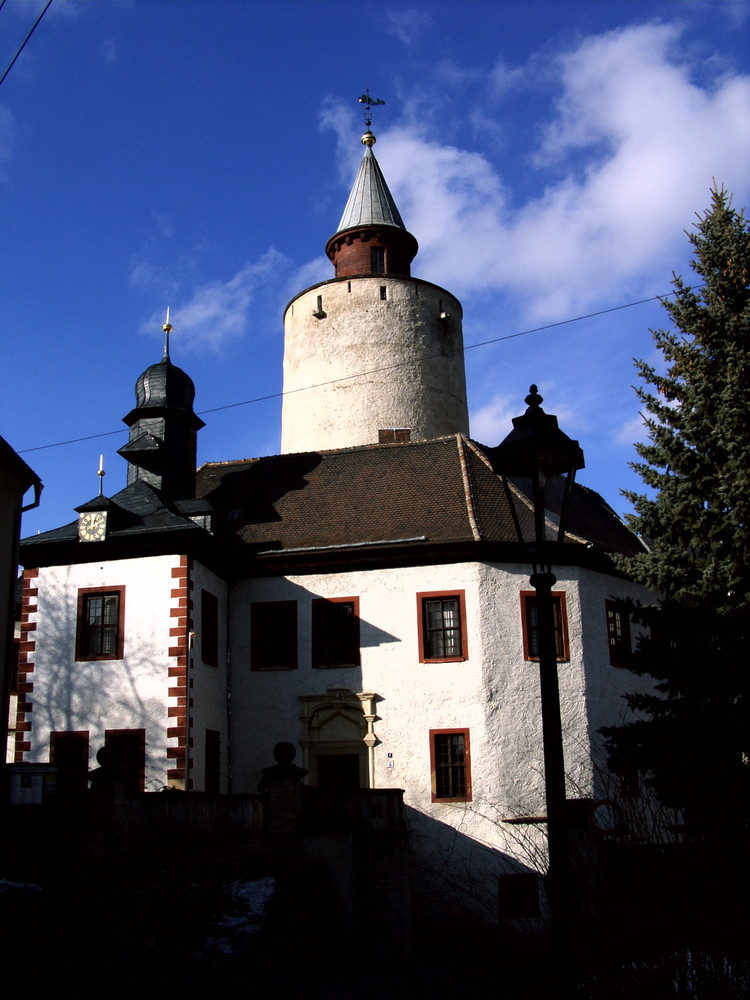 Burg Posterstein, gut erhaltene Feudalburg