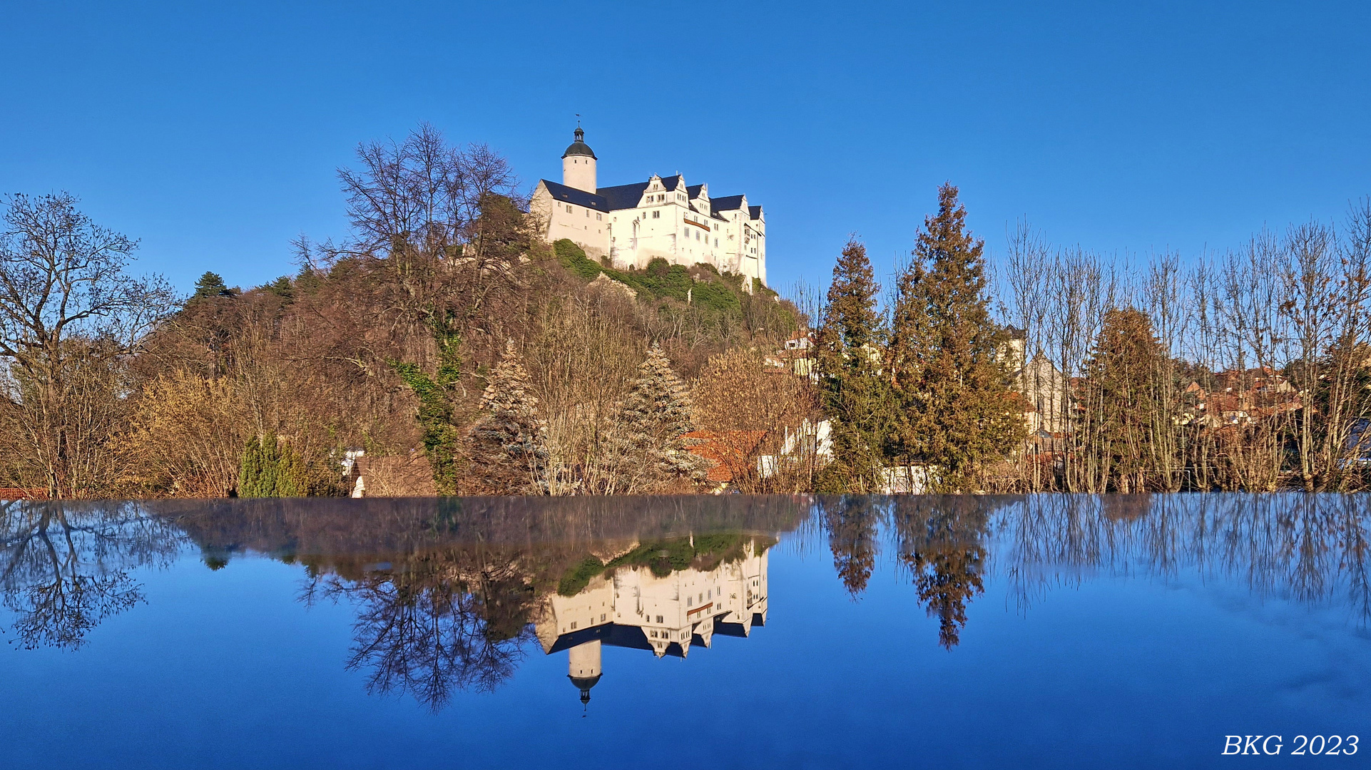 Burg Ranis im Spiegelbild 