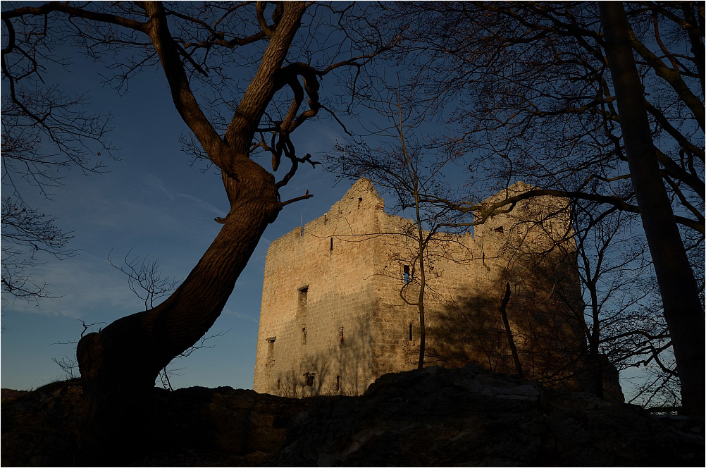 Burg Reußenstein am Morgen