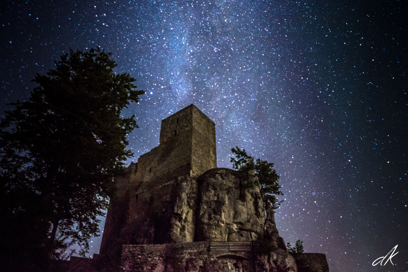 Burg Reußenstein mit Milchstraße