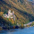 Burg Rheinstein im Herbst