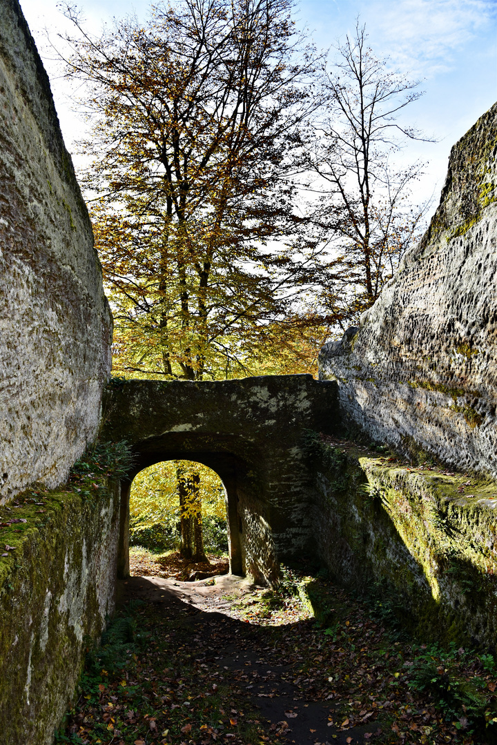 Burg Rotenhan 04