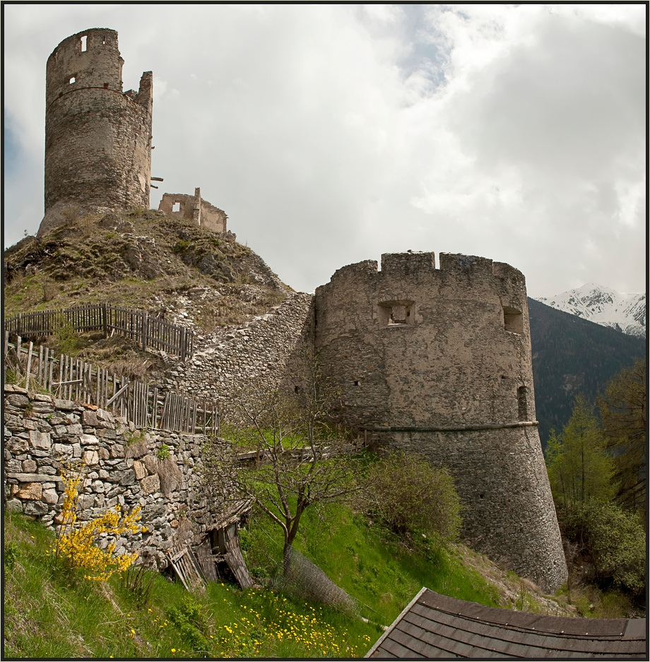 Burg Rotund