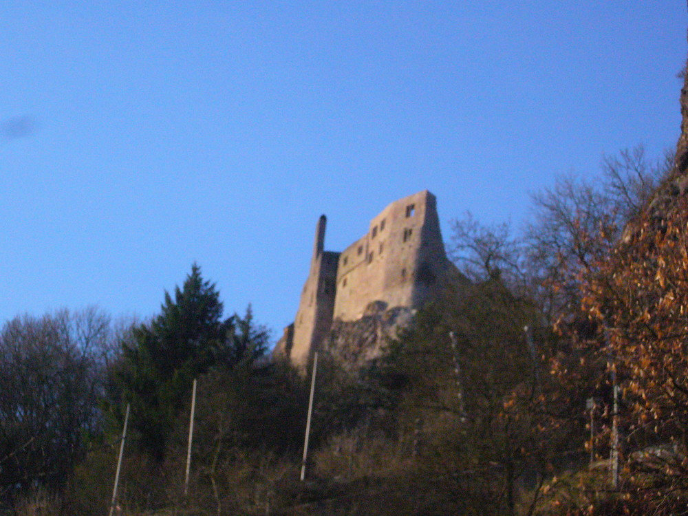 Burg ruine