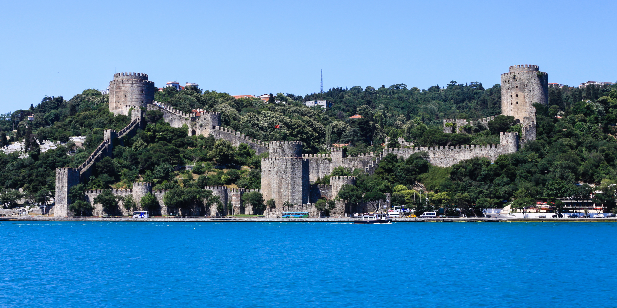 Burg Rumeli + Anatolion...