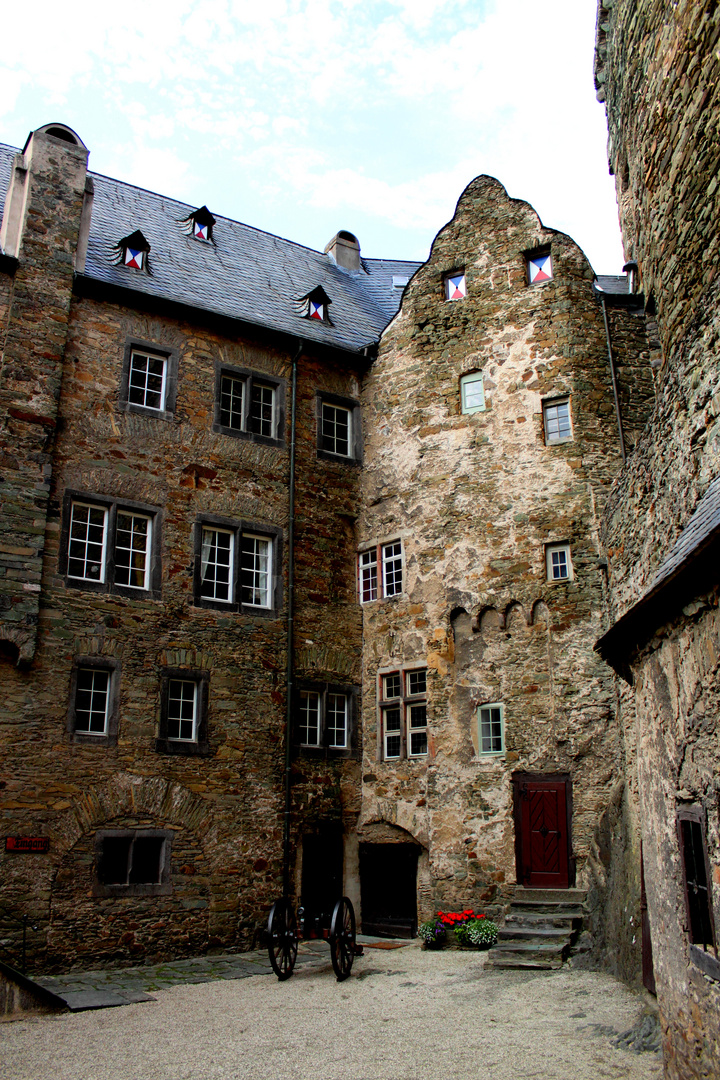 Burg Runkel 2. Innenhof