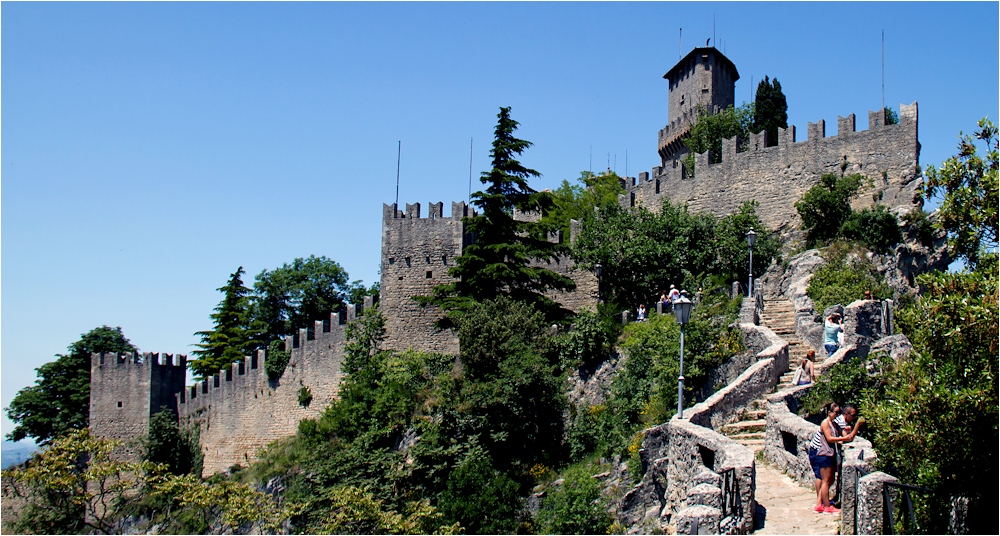 burg san marino (3) ...