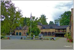 Burg Satzvey - Innenhof