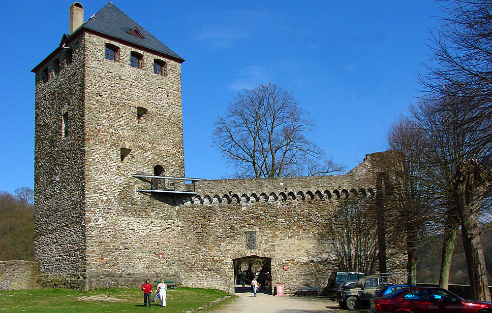 Burg Sayn - Bergfried