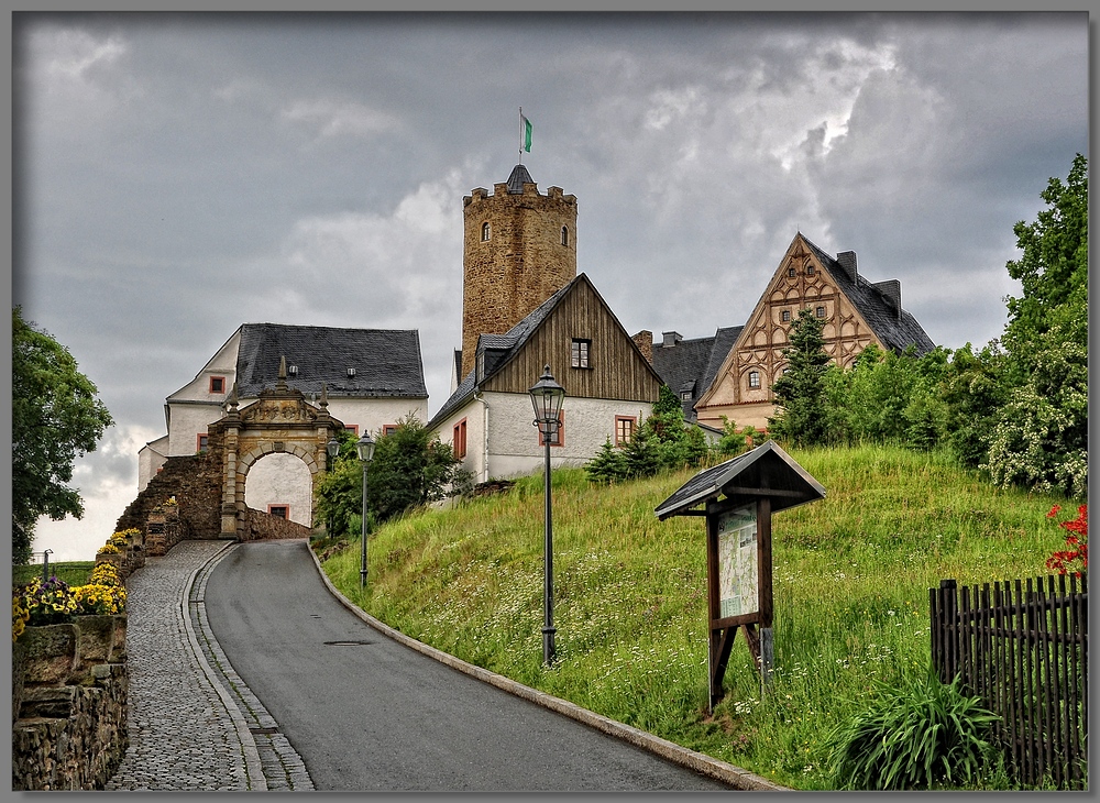 Burg Scharfenstein.....