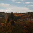 Burg Schnellenberg im Herbst