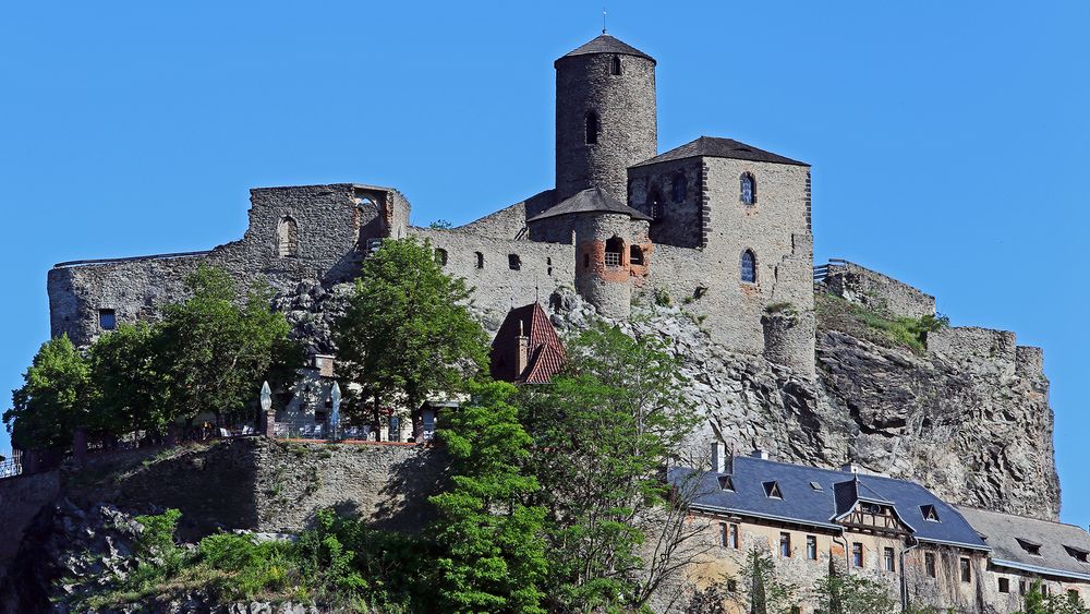 Burg Schreckenstein  ( Strekov) an der Labe bei Usti nad Labem...