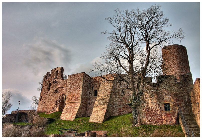 ~Burg Schwarzenfels~