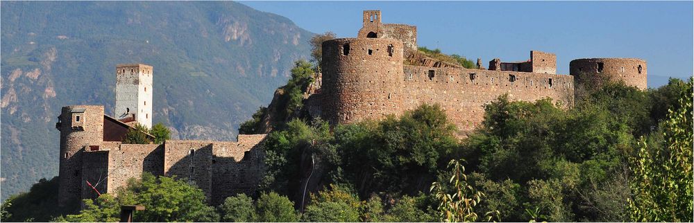 BURG SIGMUNDSKRON-BOZEN