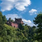 Burg Spangenberg am Ort Erfenstein im Elmsteiner Tal