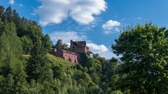 Burg Spangenberg am Ort Erfenstein im Elmsteiner Tal