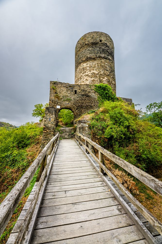 Burg Stahlberg 39 Foto & Bild | kapelle, burg, ruine Bilder auf ...