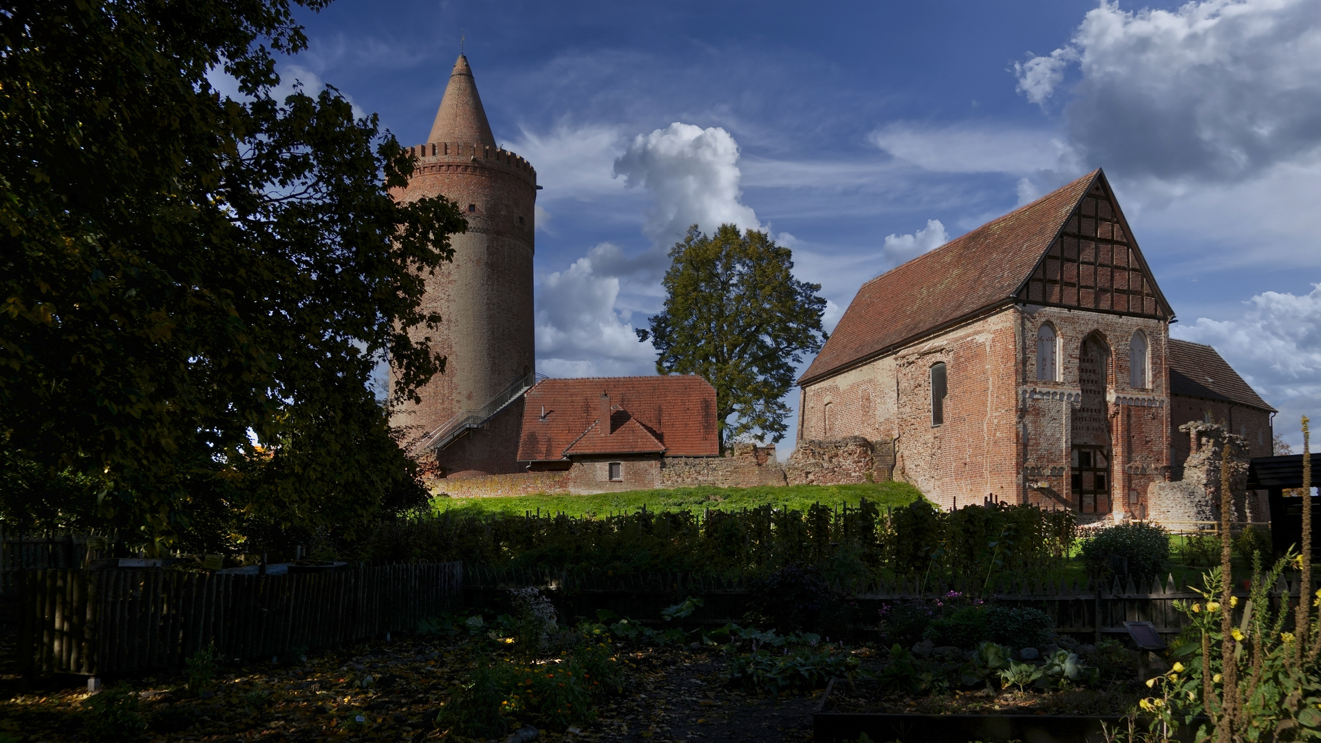 Burg Stargard Spätsommer