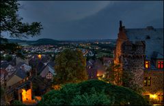 Burg Staufenberg bei Nacht