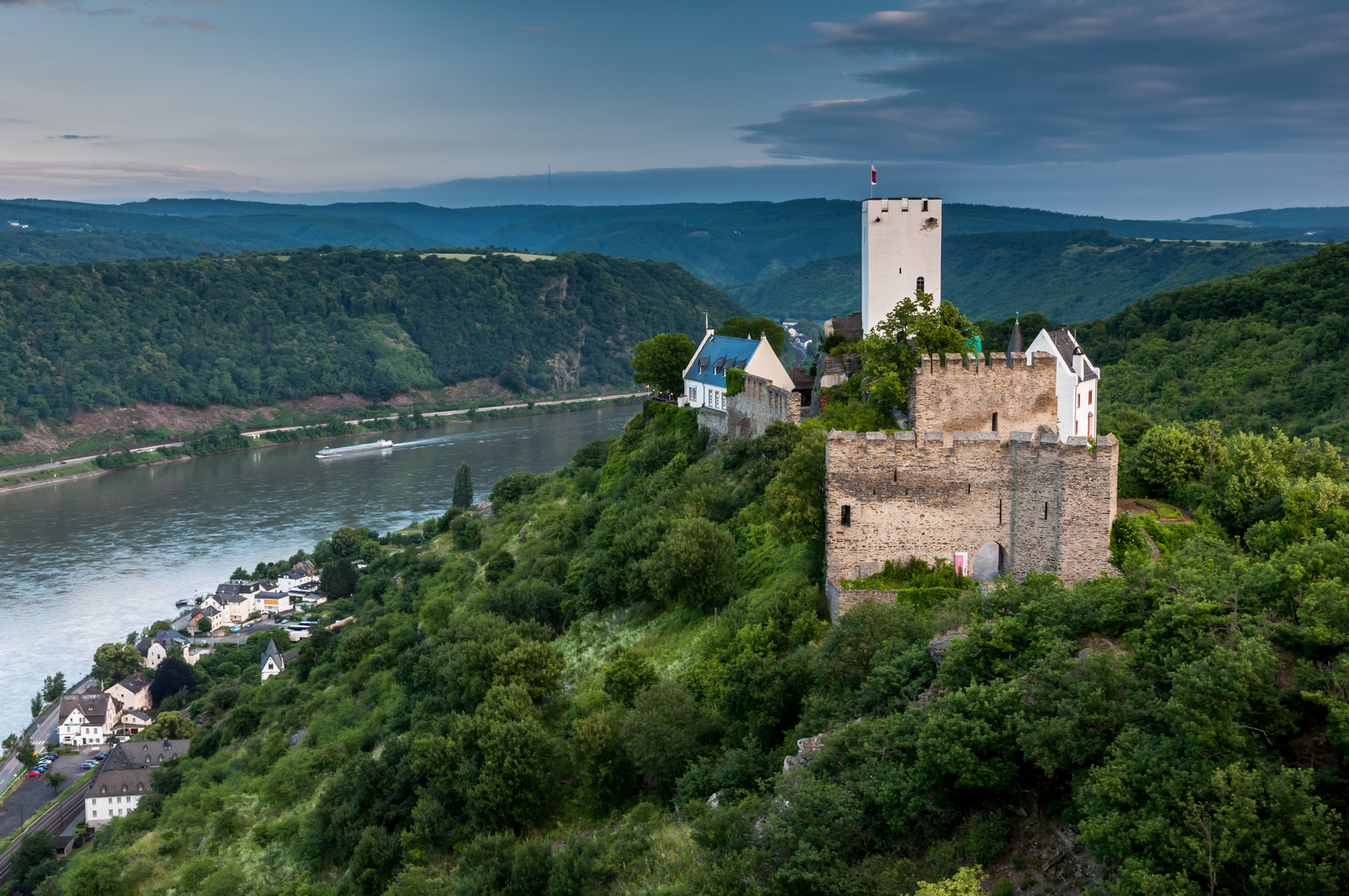 Burg Sterrenberg-Sonnenaufgang