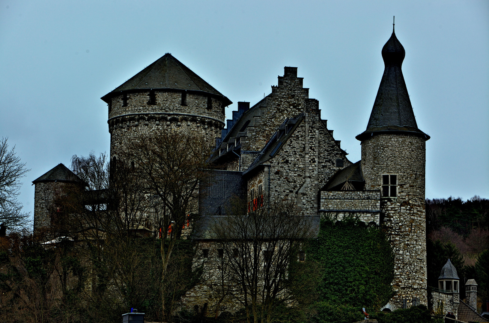 Burg  Stolberg ..