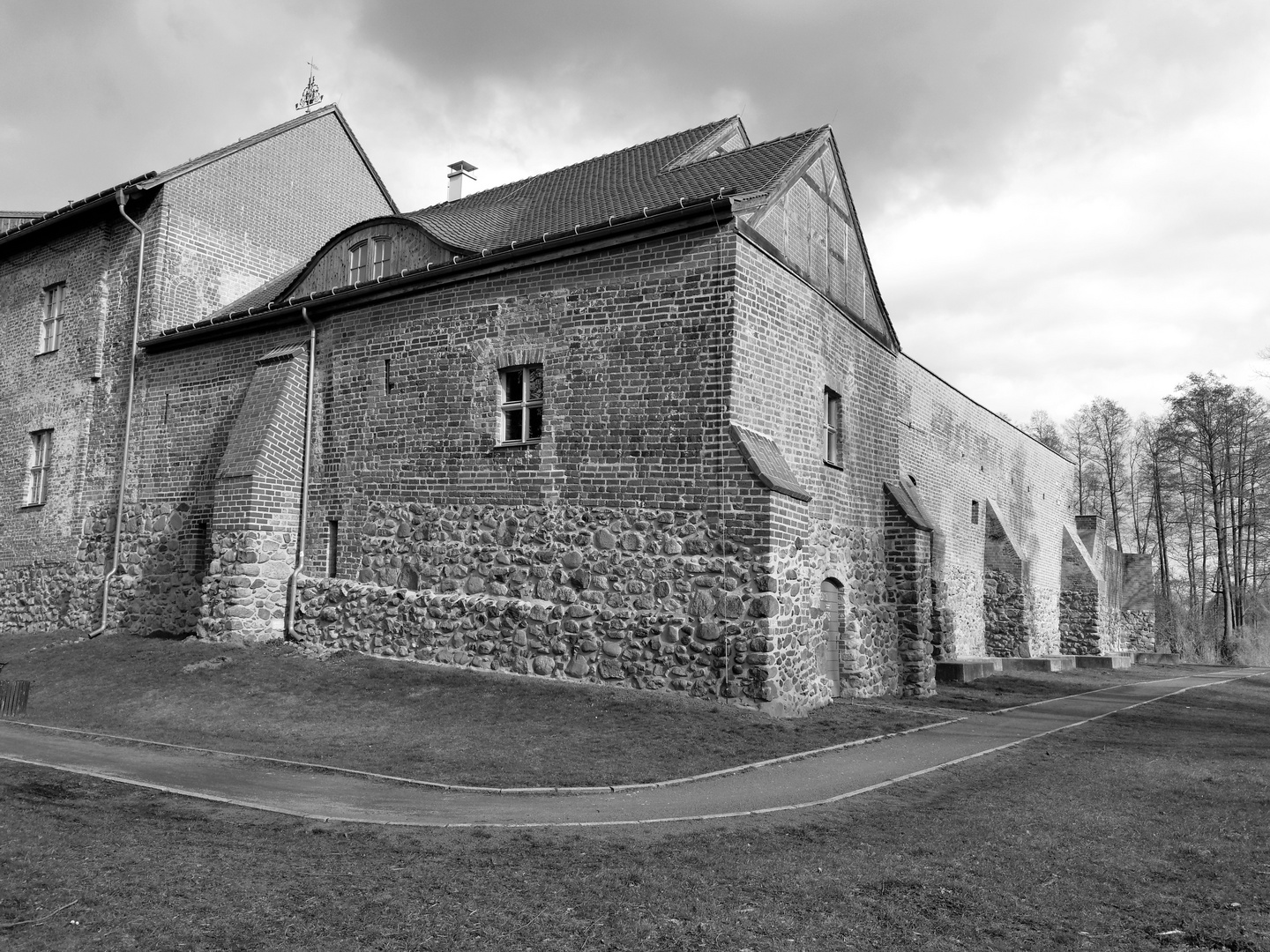 Burg-Südansicht SW