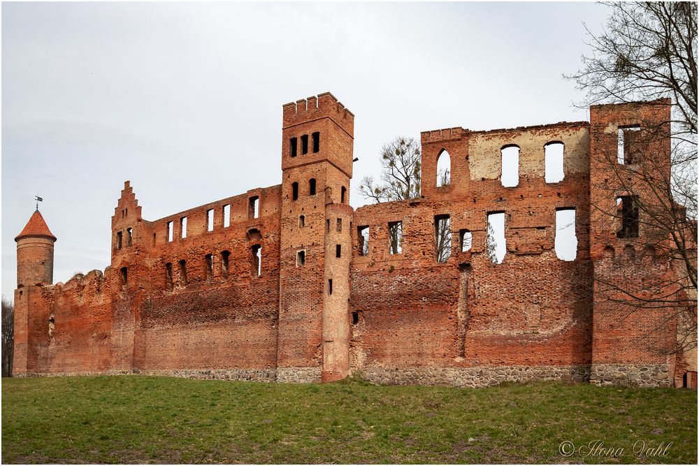 burg szymbark 16