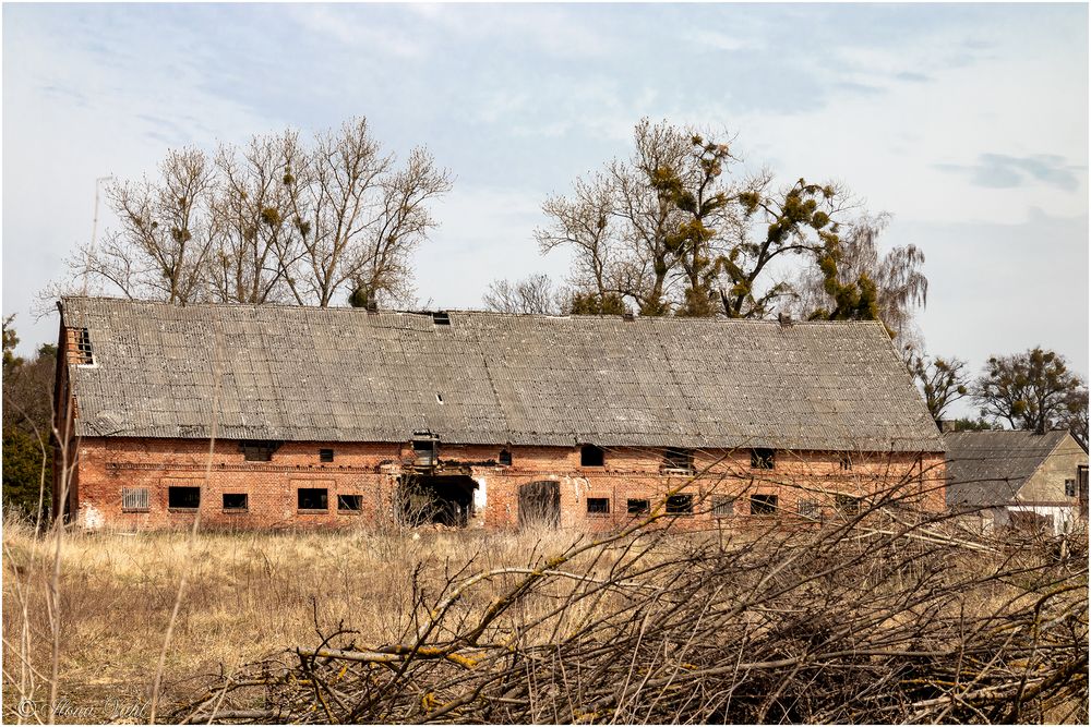 burg szymbark gehöft 01