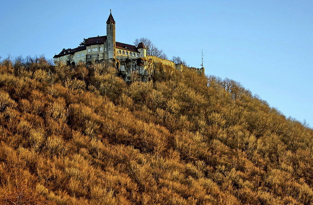 Burg Teck in der Abendsonne