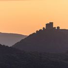 Burg Trifels am frühen Morgen 