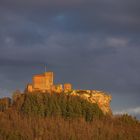 Burg Trifels im winterlichen Abendlicht