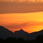 Burg Trifels nach Sonnenuntergang