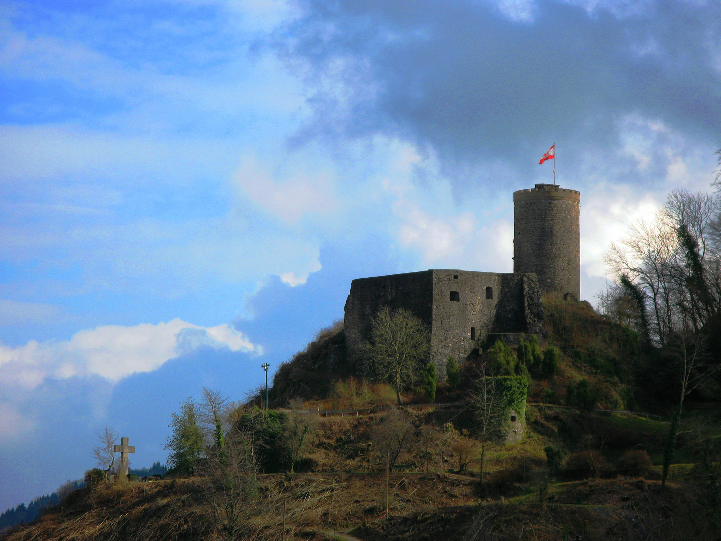 Burg über Hausach - Schwarzwald - 77756