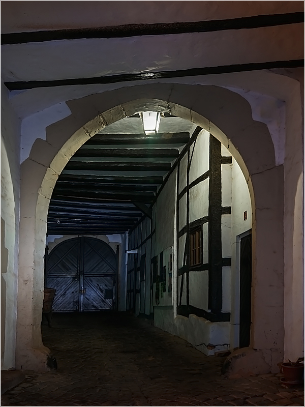 Burg Ummendorf, Im Torhaus