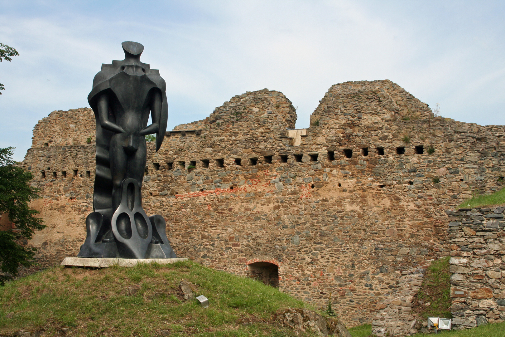 Burg und Schloss Klenova 2