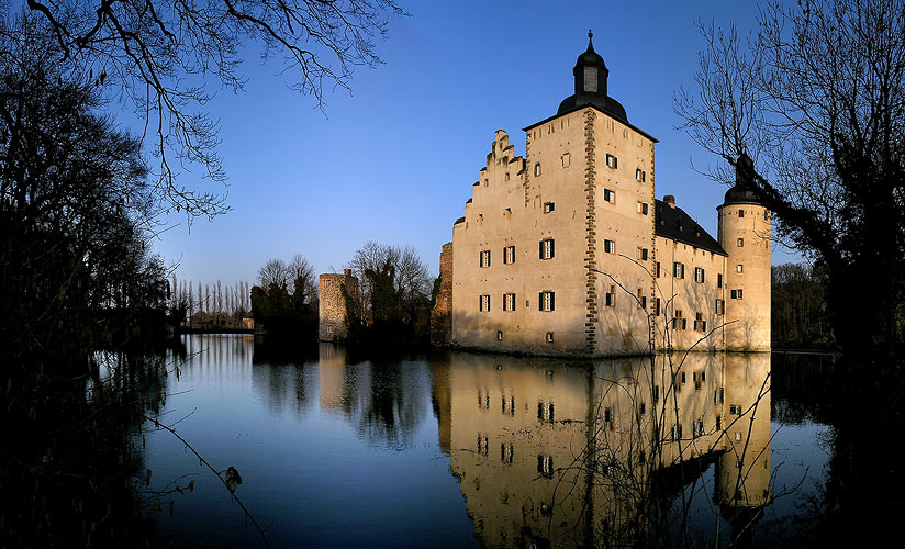 Burg Veynau