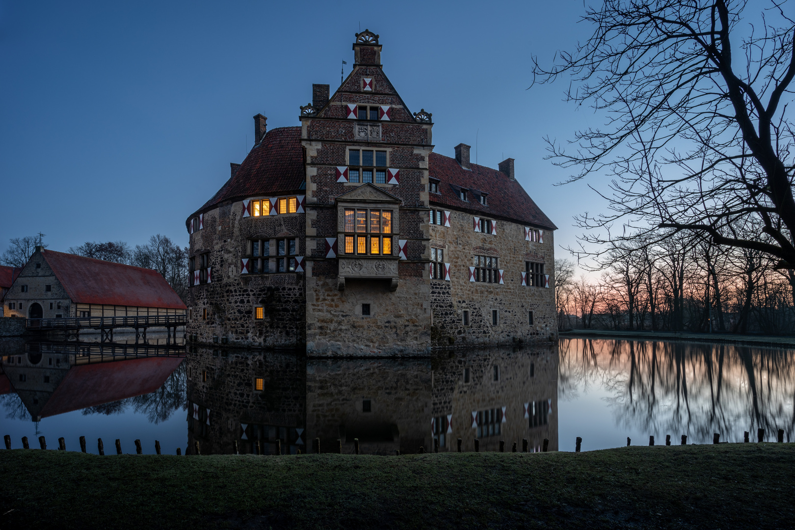 BURG ViSCHERING