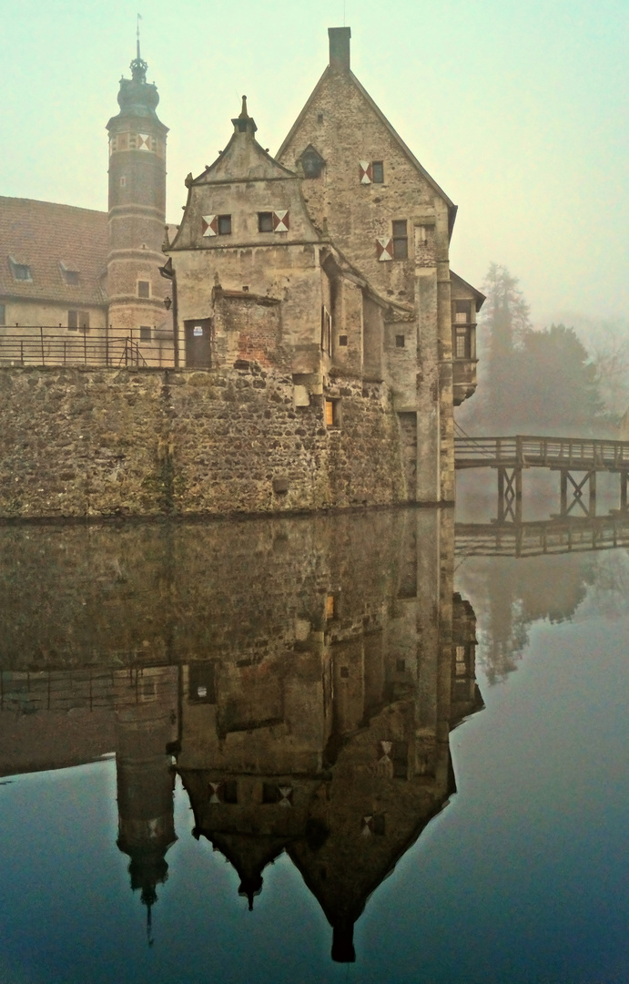 Burg Vischering bei Morgendämmerung