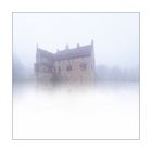 Burg Vischering im Nebel