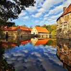 Burg Vischering und Vorburg.