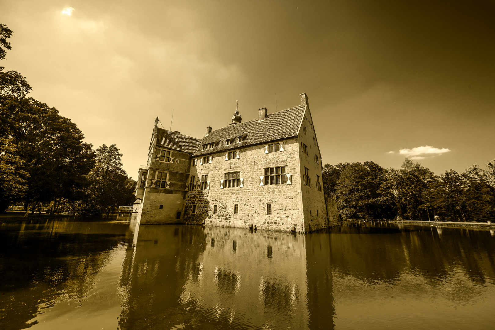 Burg Vischering (Vischering Castle) in Sepia