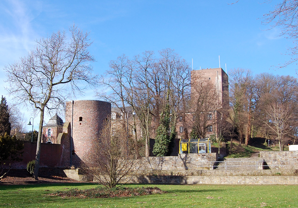 Burg Wassenberg ca. 12. Jhd.