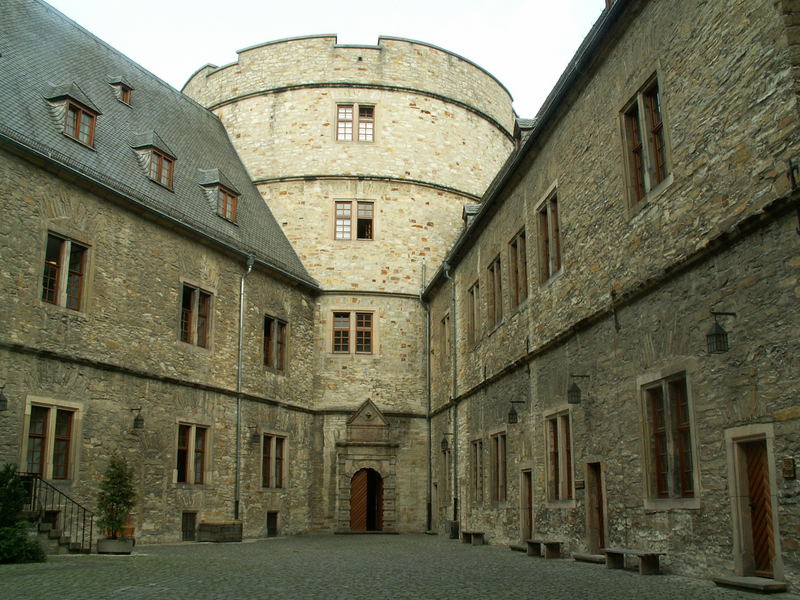 Burg Wewelsburg - auch Kult –und Terrorstätte der SS: