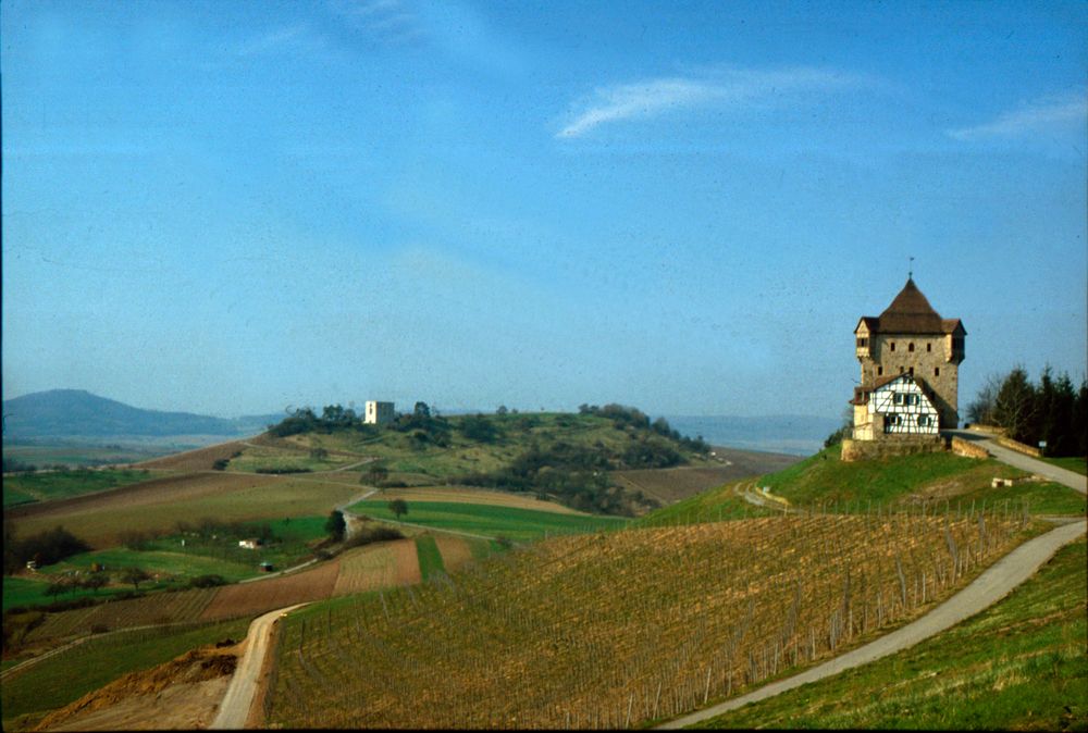 Burg Wildeck und Ruine Helfenberg in den Löwensteiner Bergen