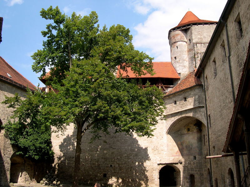 Burg zu Burghausen II