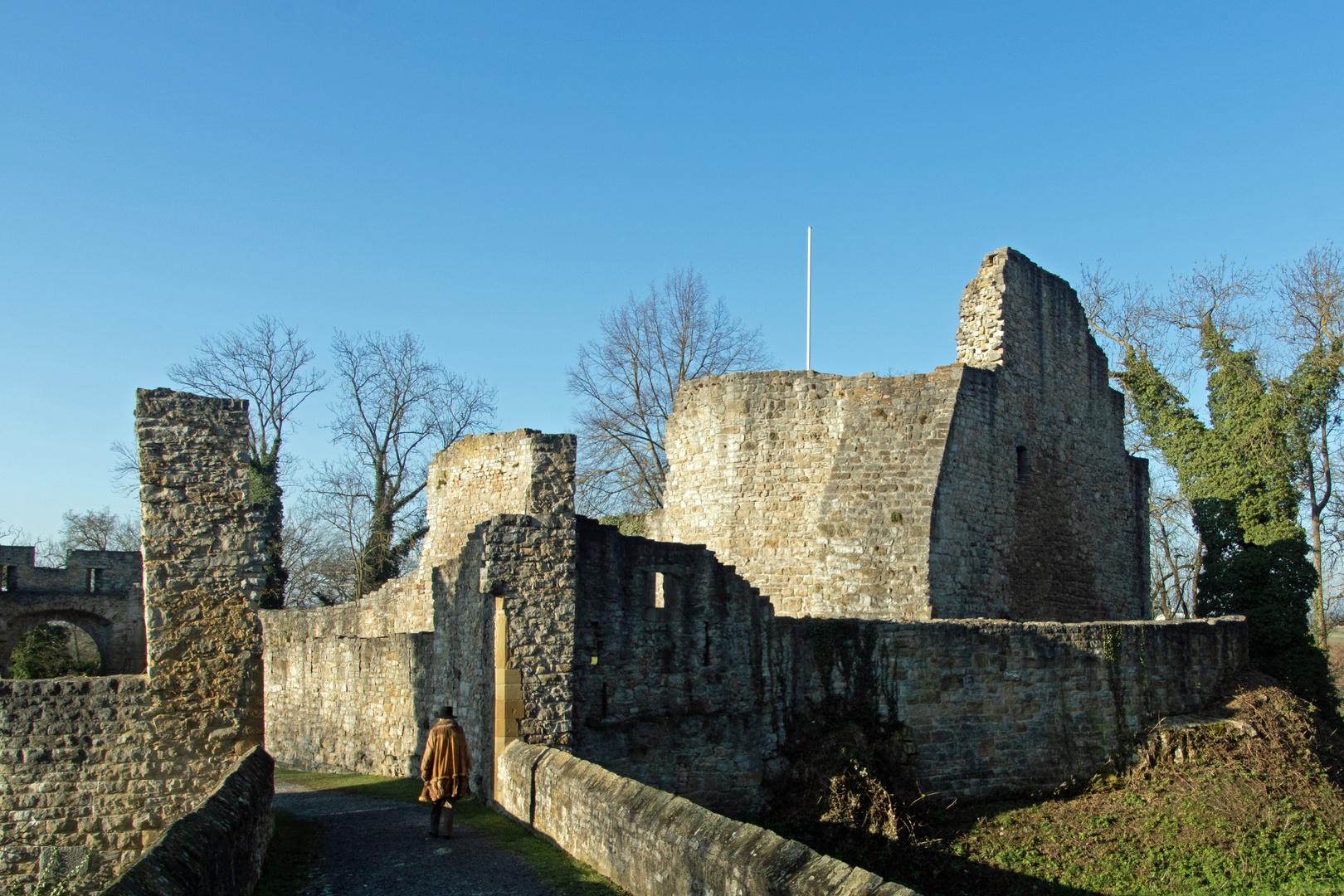 Burgen & Ruinen / Nippenburg