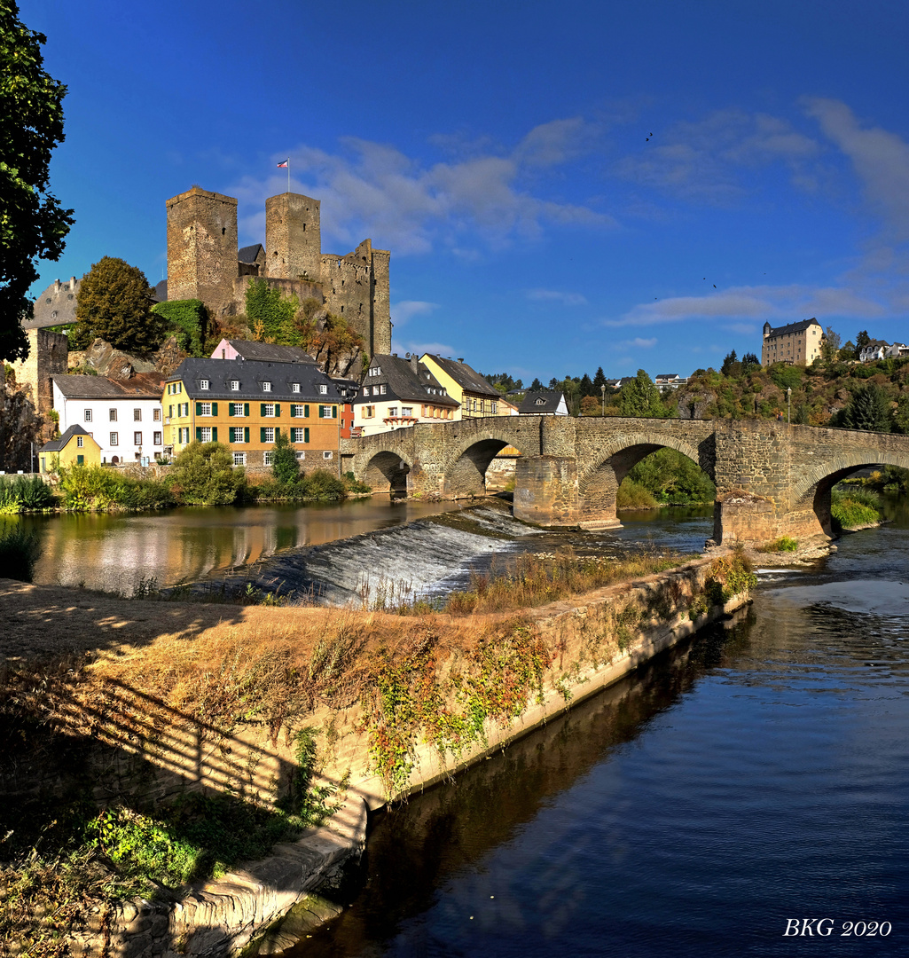 Burgenzauber im Goldenen Herbst