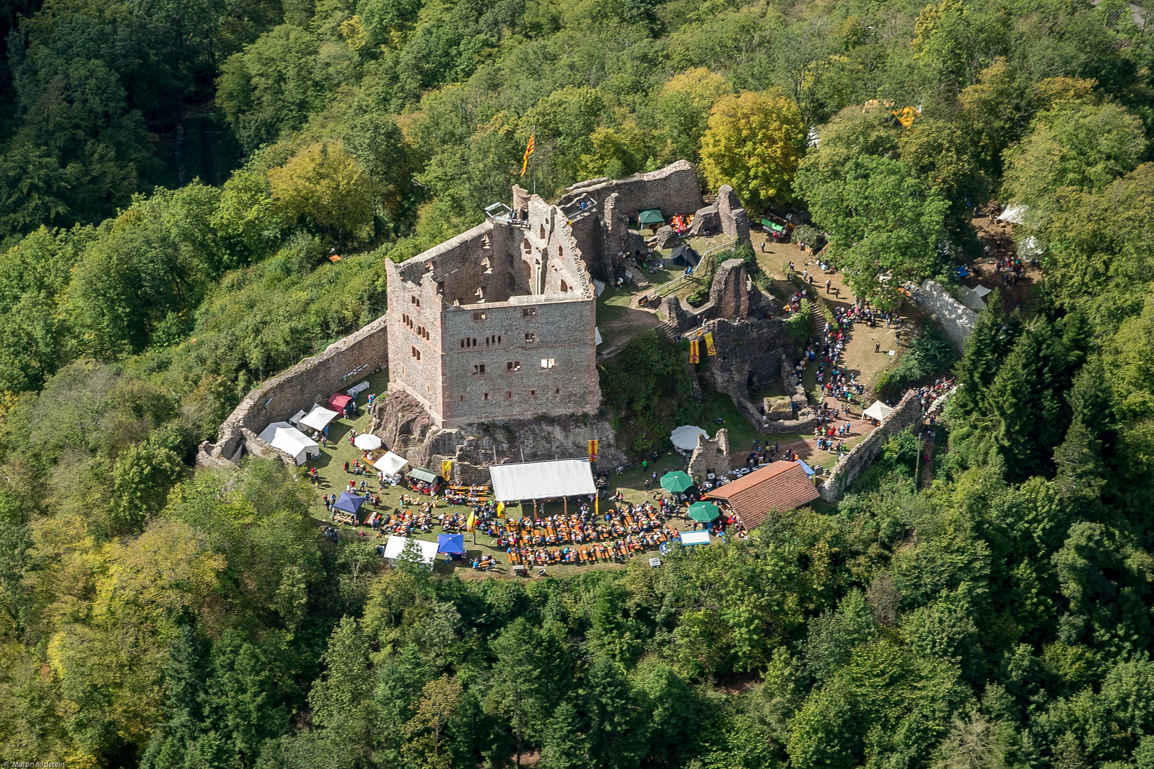 Burgfest auf der Hohengeroldseck bei Lahr